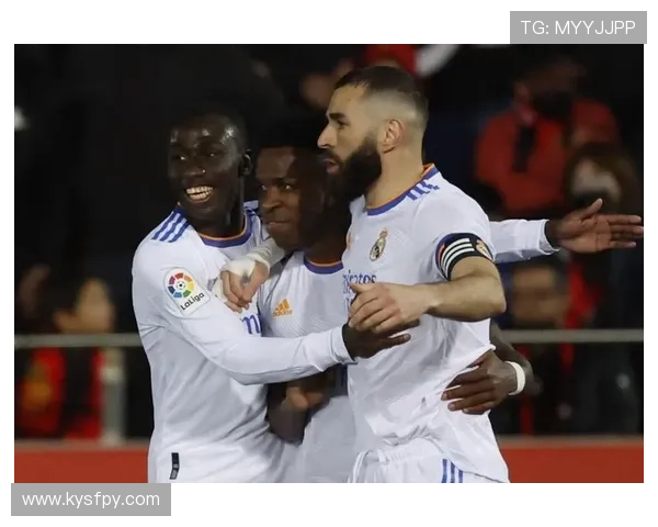 佩德里染红引发冲突 维尼修斯挥毛巾庆祝 替补席爆发大战卢宁挺身而出